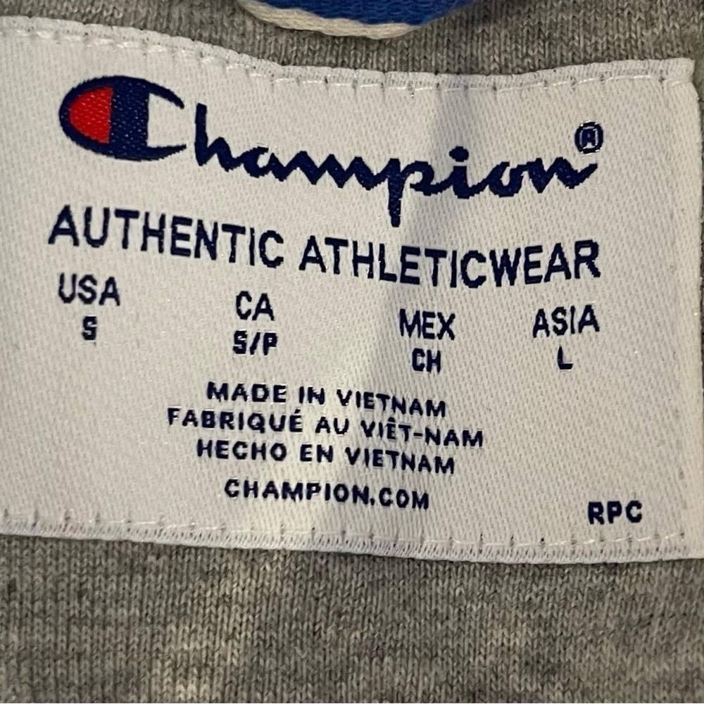 BR: NWT Champion Sweatshirt White & Multiple Blue "Champion" Word Logos Men's S - Picture 3 of 8